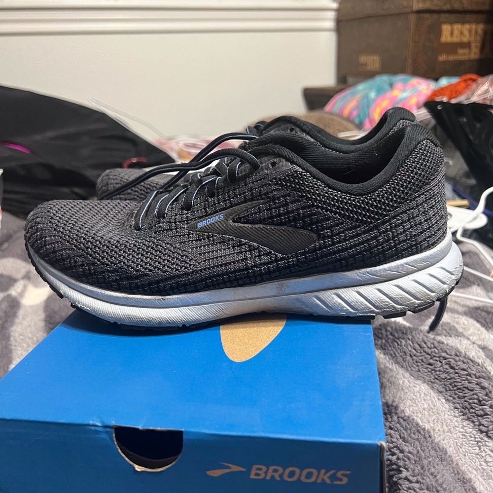 Brooks Revel 3